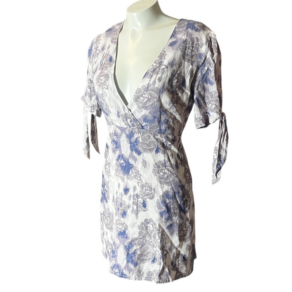 HONEY PUNCH Floral Wrap Dress‎ Short Sleeve Tie Blue White S